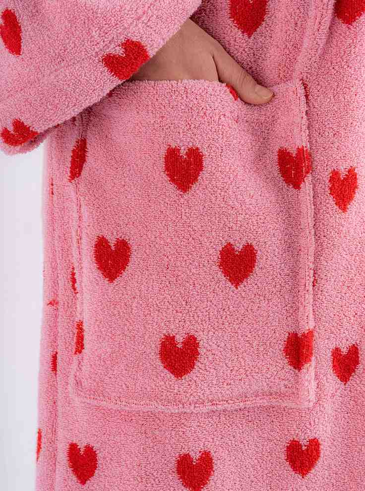 100% Turkish cotton bathrobe in heart shape, a perfect Valentine's Day gift, soft and cozy.