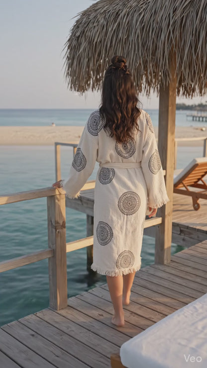 Medallion Print Hooded Kimono Robe